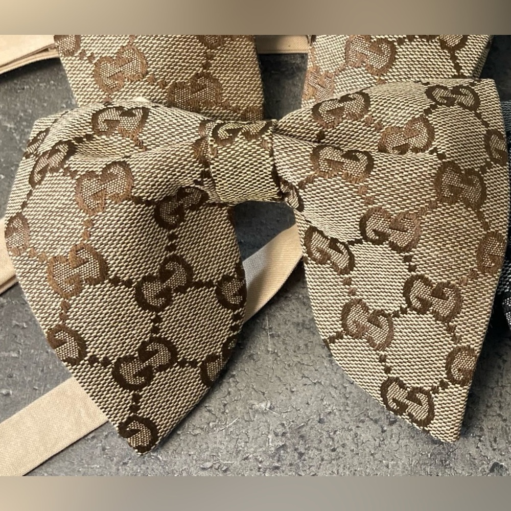 Gucci Bowtie
